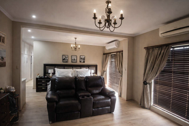 5 Bedroom Property for Sale in Vryburg North West